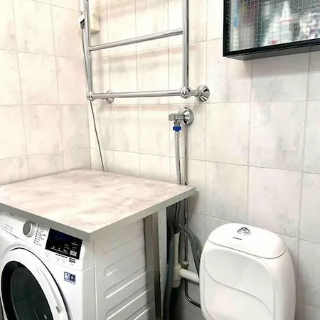 Fully-equipped 2br Family In Center 公寓