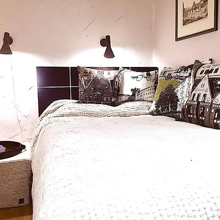 Fully-equipped 2br Family In Center
